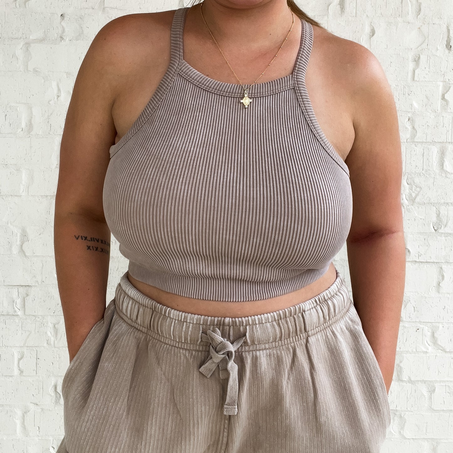 Pretty Chill | Ribbed Cropped Tank Top